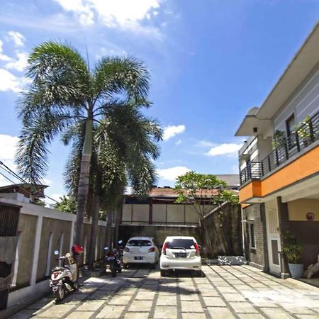 فندق Reddoorz @ Pangeran Antasari 2 تْشيلانداك المظهر الخارجي الصورة