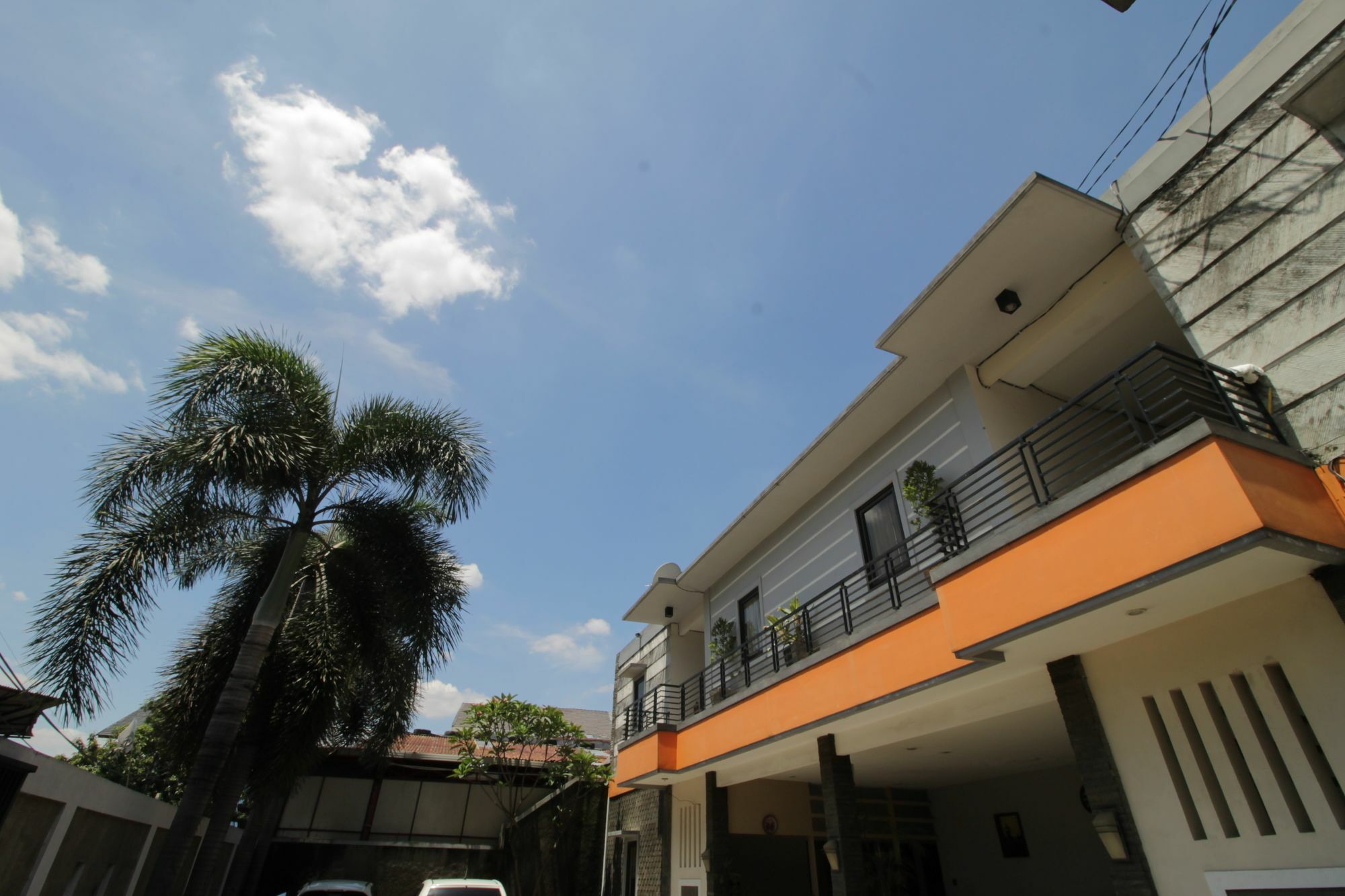 فندق Reddoorz @ Pangeran Antasari 2 تْشيلانداك المظهر الخارجي الصورة